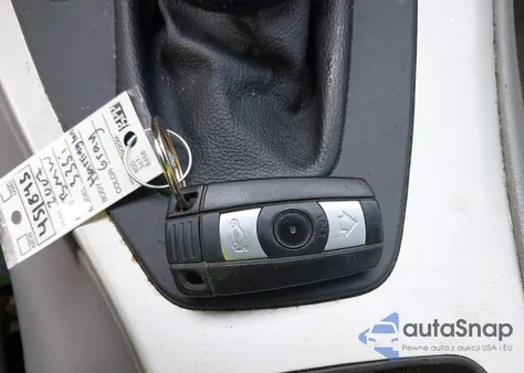 2007 BMW 335I z USA, uszkodzony, nr VIN WBAVB73557VH22402